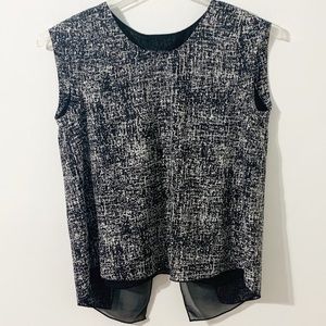 Banana Republic Factory Sleeveless Open Back Sleeveless Blouse Top Rounded Neck